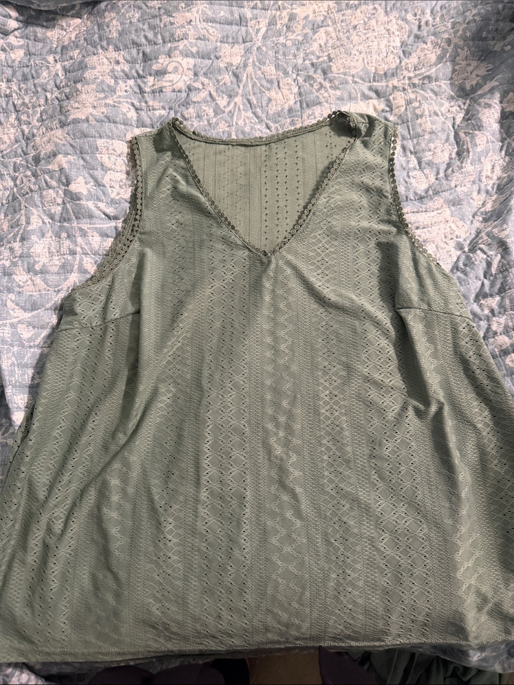 Women's V-Neck Sleeveless Eyelet Tank Top - Sage Green